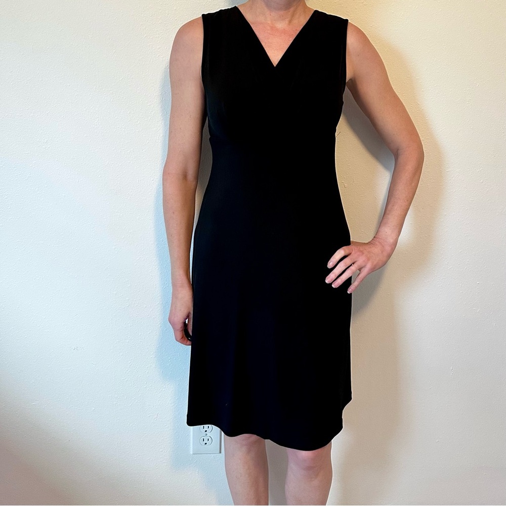 Elegant Black Sleeveless Dress